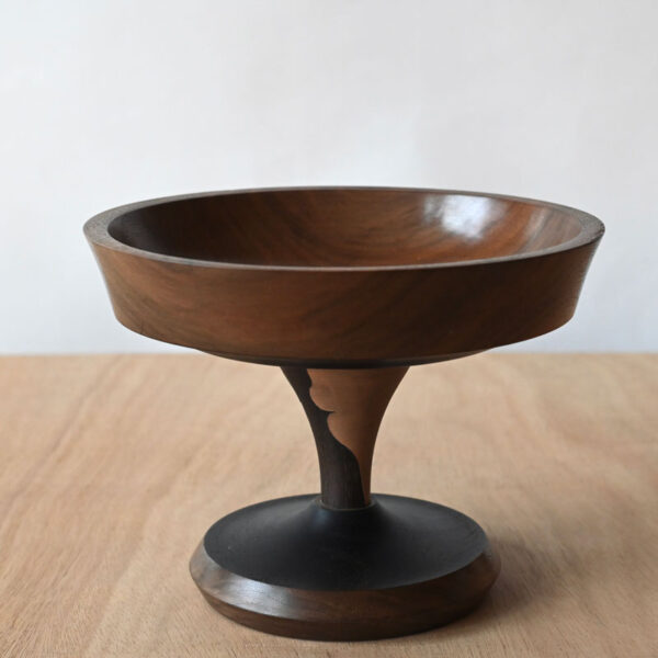 medium sized  walnut dish