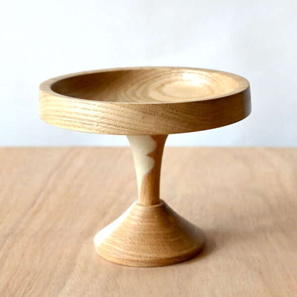 Raised Dish in Oak I