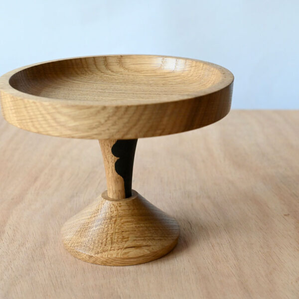 Raised dish in Oak II